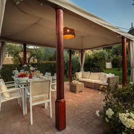 With Private Pool On The Lucca Capannori