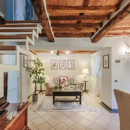 Villa Near Lucca With Pool