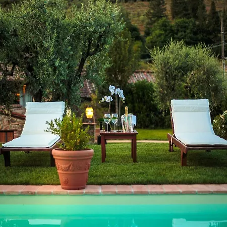 With Private Pool On The Lucca Villa *