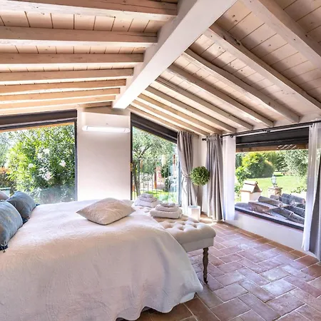 With Private Pool On The Lucca Villa Capannori