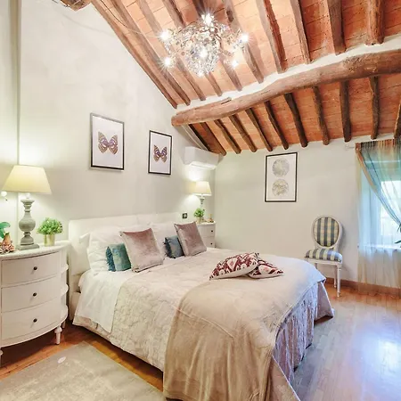 With Private Pool On The Lucca