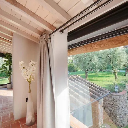 With Private Pool On The Lucca Villa